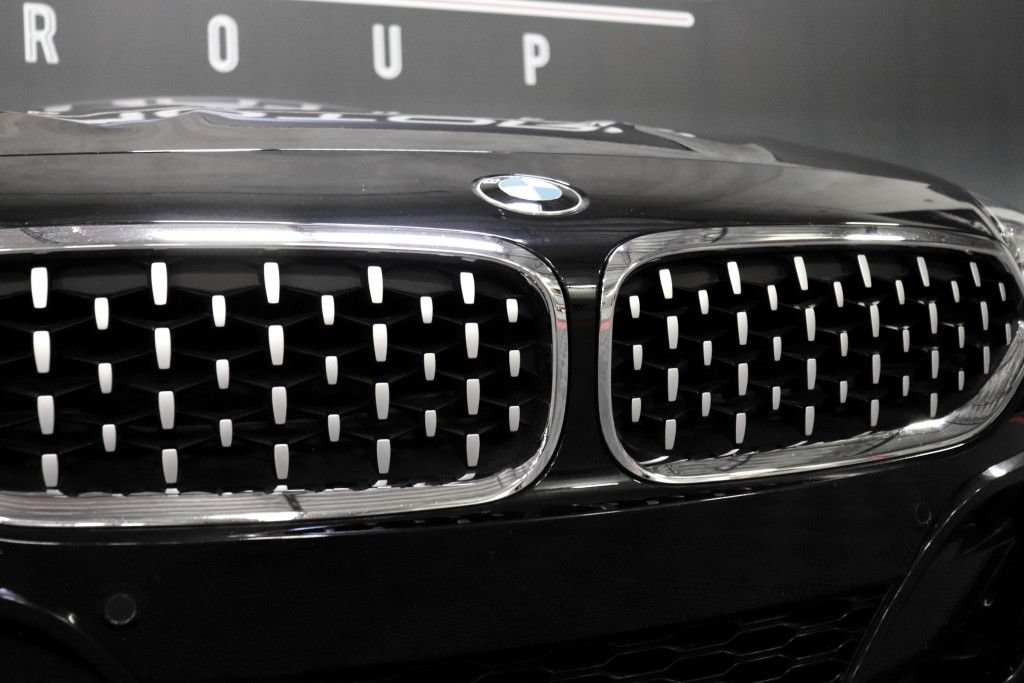 Used 2019 BMW Z4 sDrive30i w/ M Sport Package RWD image 15