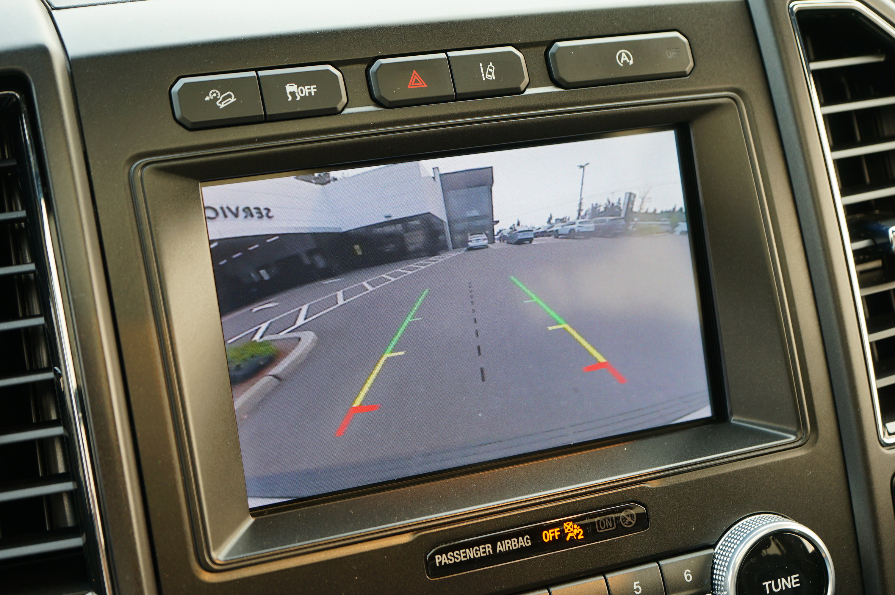 Used 2021 Ford Expedition Limited image 26