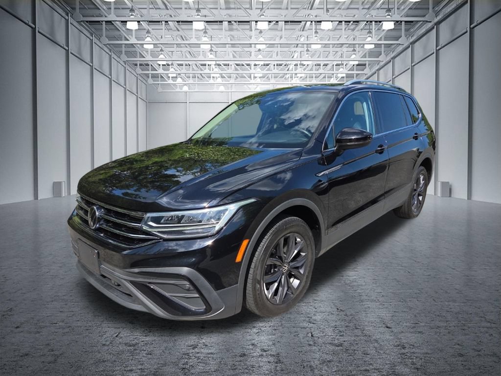 Used 2022 Volkswagen Tiguan SE AWD/4WD image 3