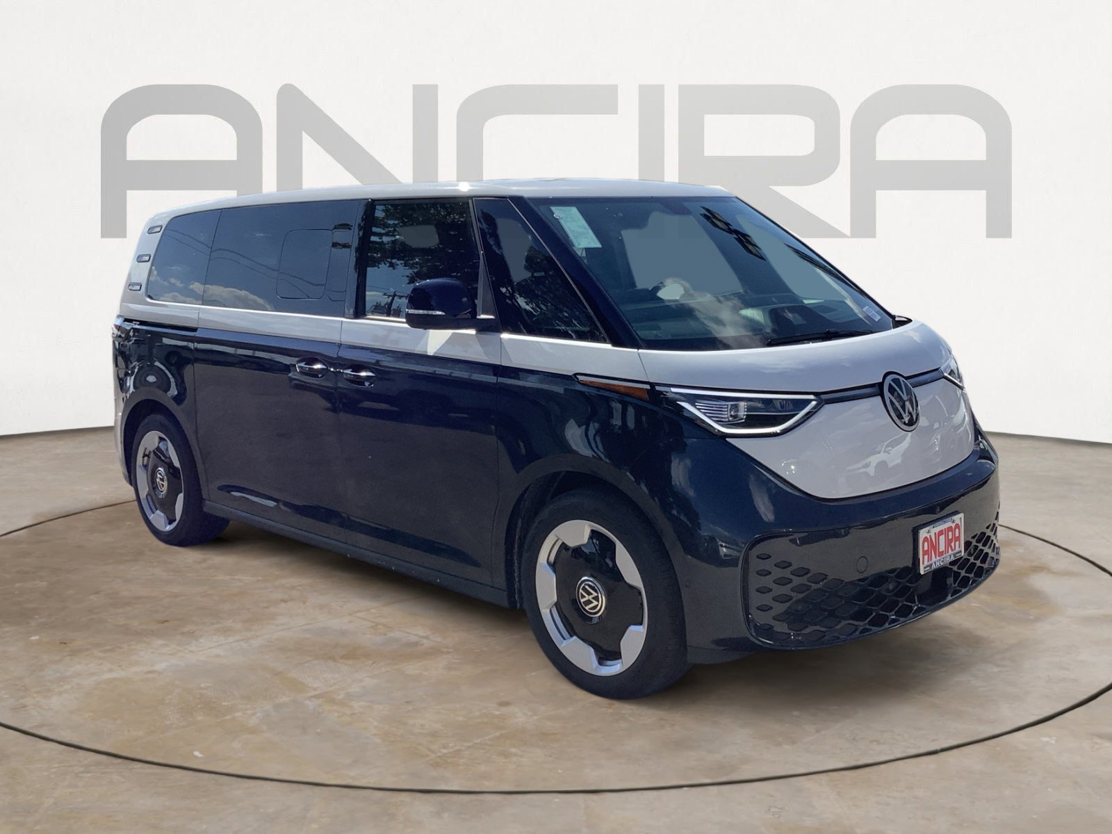 New 2025 Volkswagen ID. Buzz Pro S Plus AWD/4WD video 2