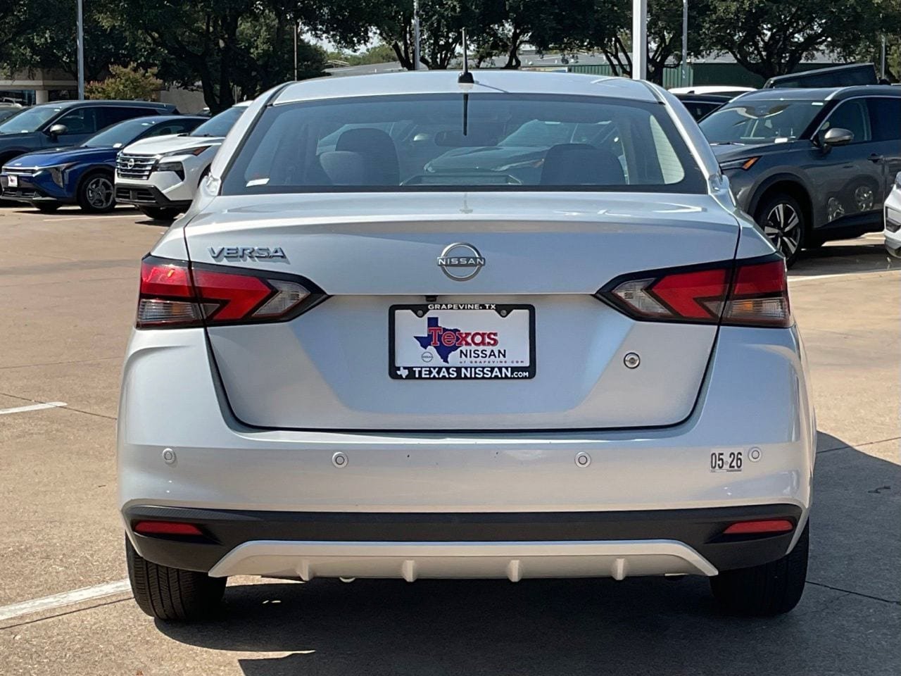 Used 2024 Nissan Versa S FWD image 4