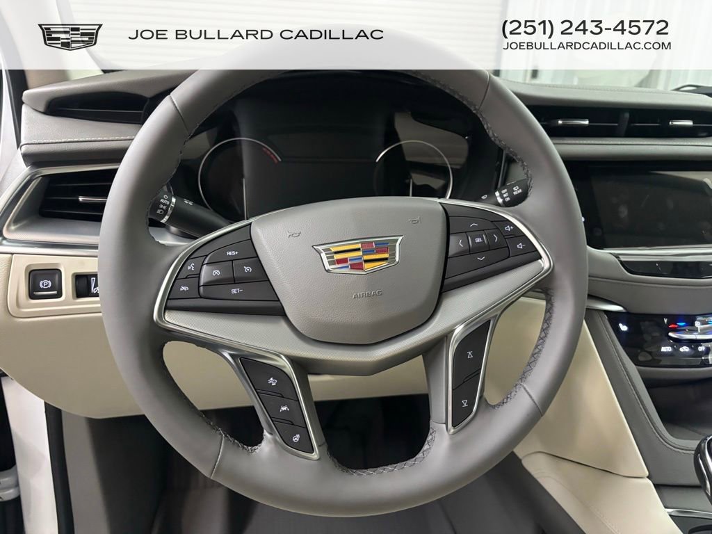 New 2025 Cadillac XT5 Premium Luxury w/ LPO, Floor Liner Package image 9