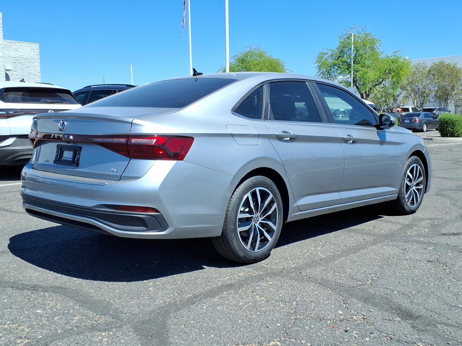 New 2026 Volkswagen Jetta SE image 6