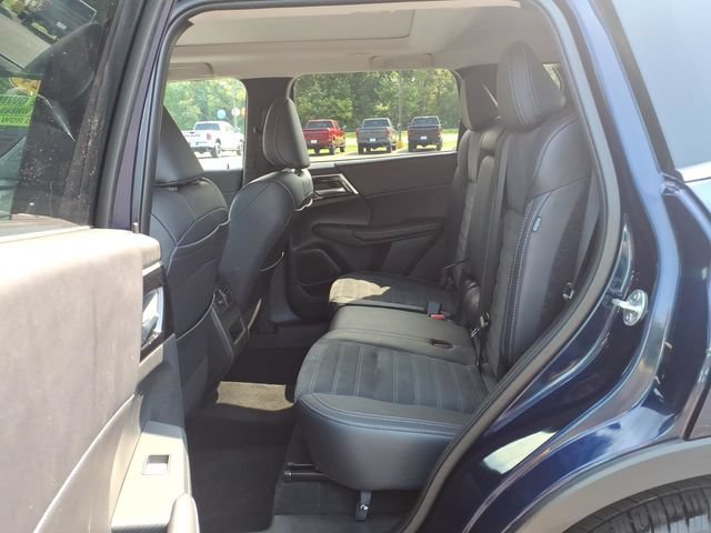 Used 2024 Mitsubishi Outlander SE AWD/4WD image 29