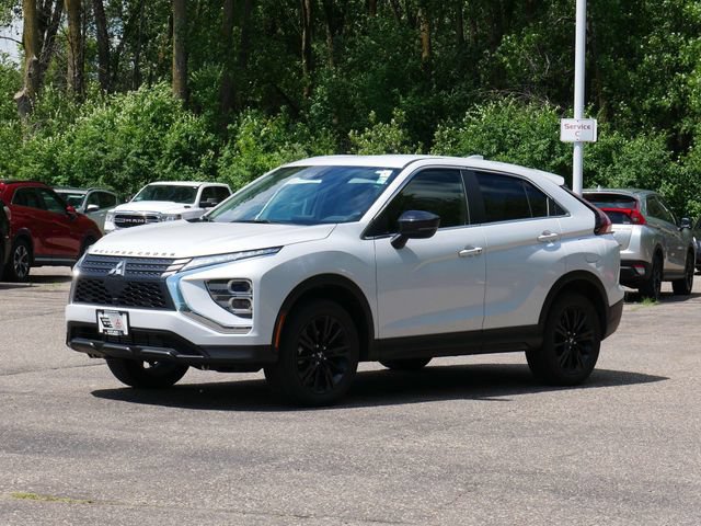 Used 2025 Mitsubishi Eclipse Cross LE AWD/4WD image 2