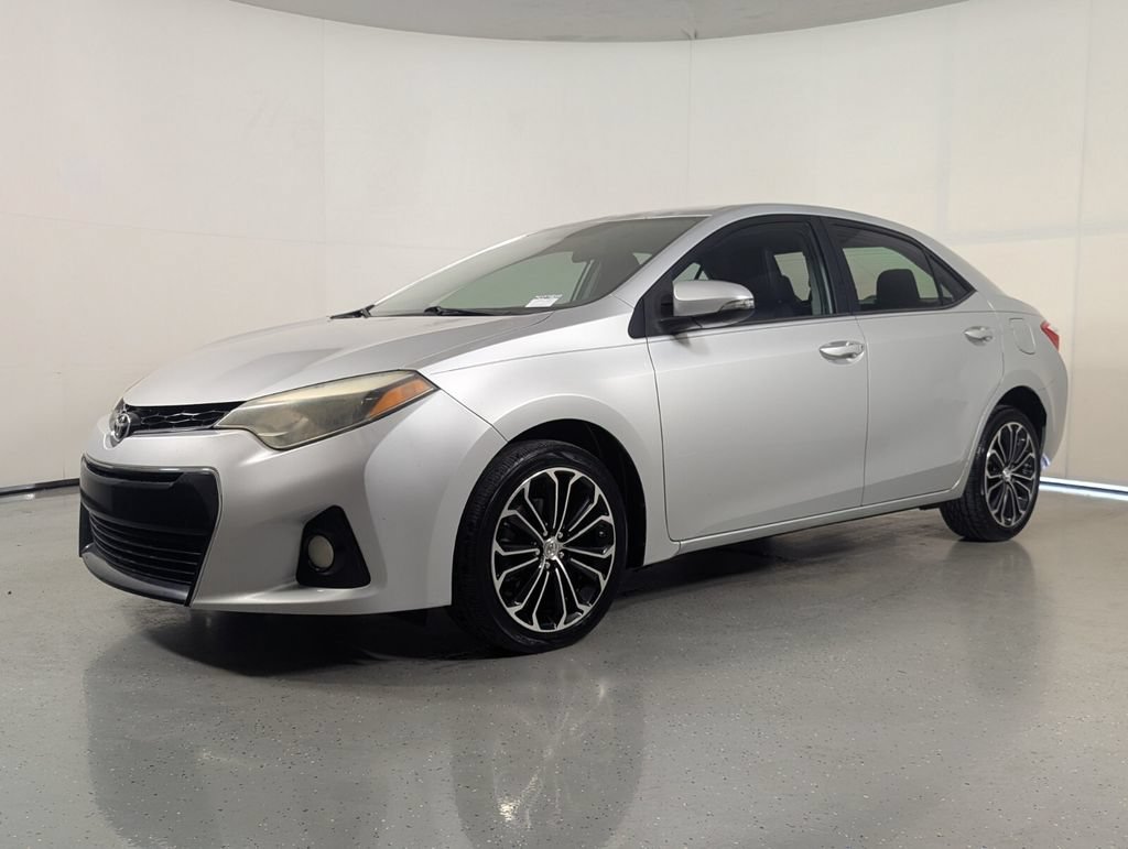 Used 2015 Toyota Corolla S FWD image 3