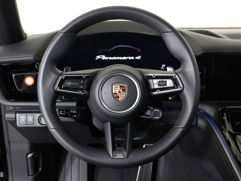 Certified 2025 Porsche Panamera 4 AWD/4WD image 10