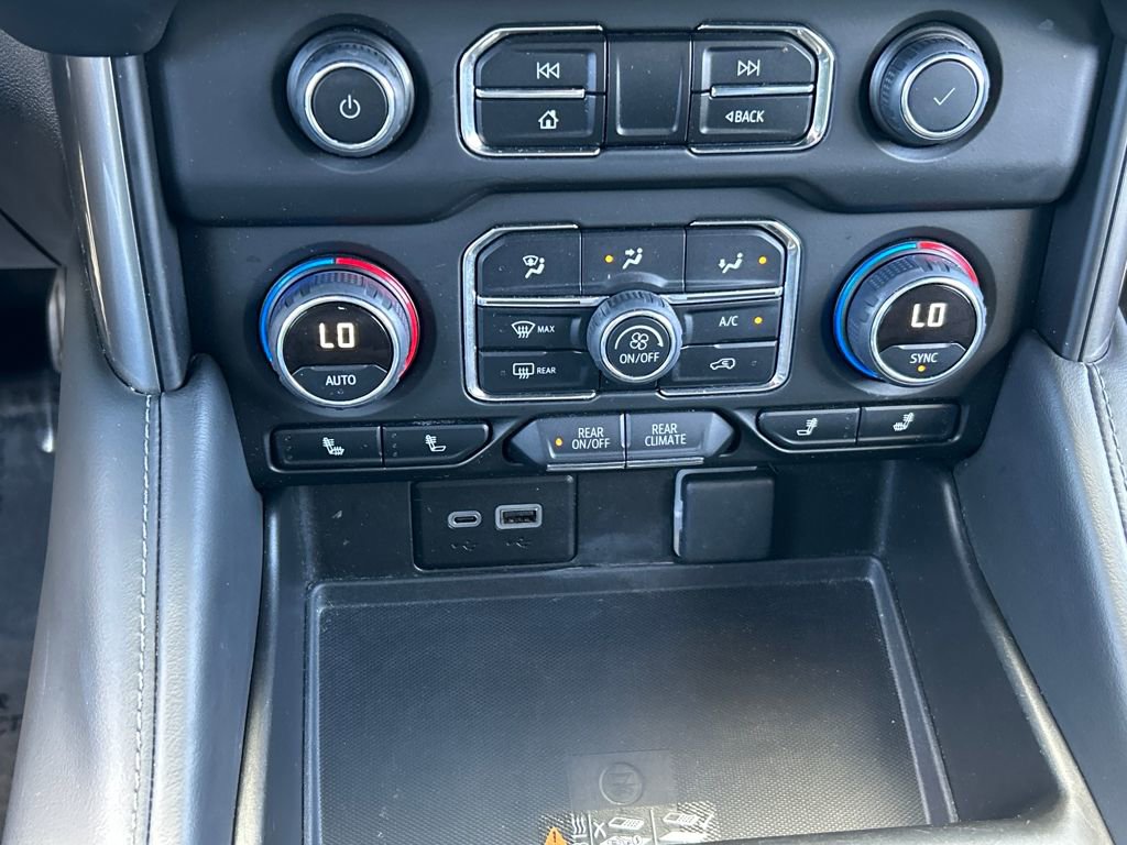 Used 2024 Chevrolet Tahoe LT image 15