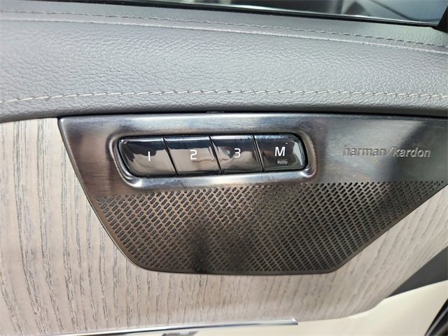 Used 2021 Volvo XC90 T6 Inscription w/ Advanced Package image 21