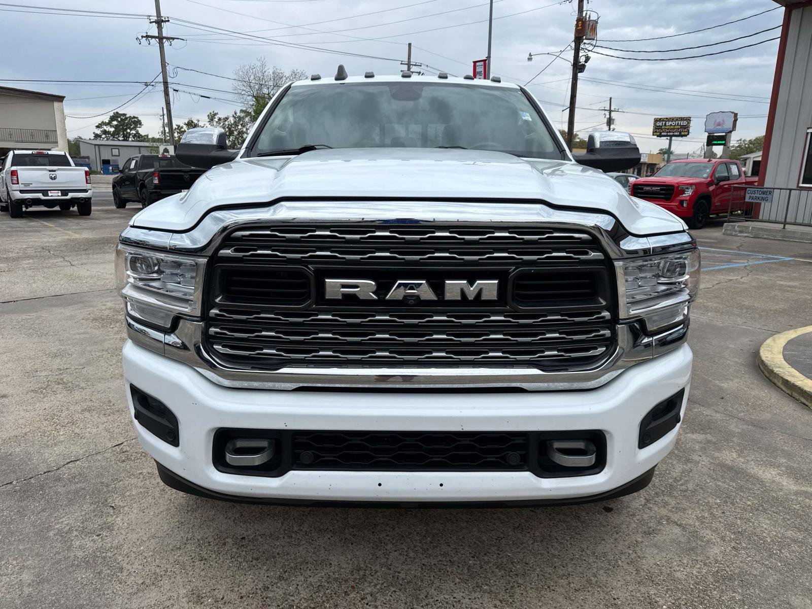Certified 2022 RAM 2500 Limited w/ Towing Technology Group image 2