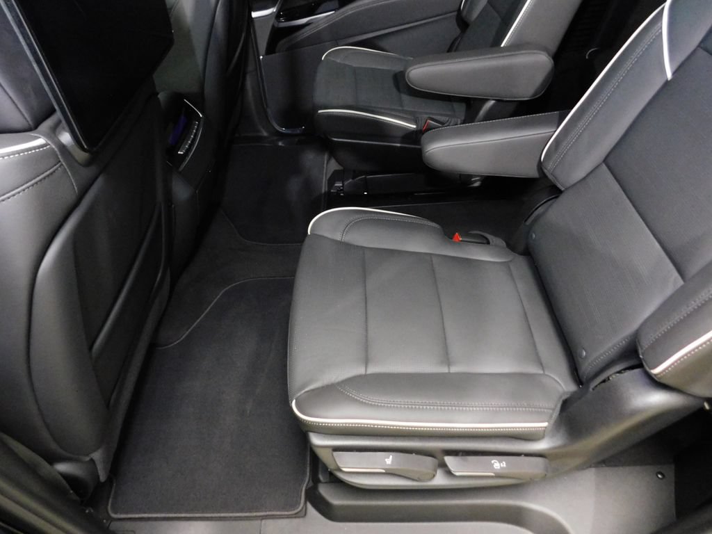 Used 2026 Cadillac Escalade ESV Luxury AWD/4WD image 78