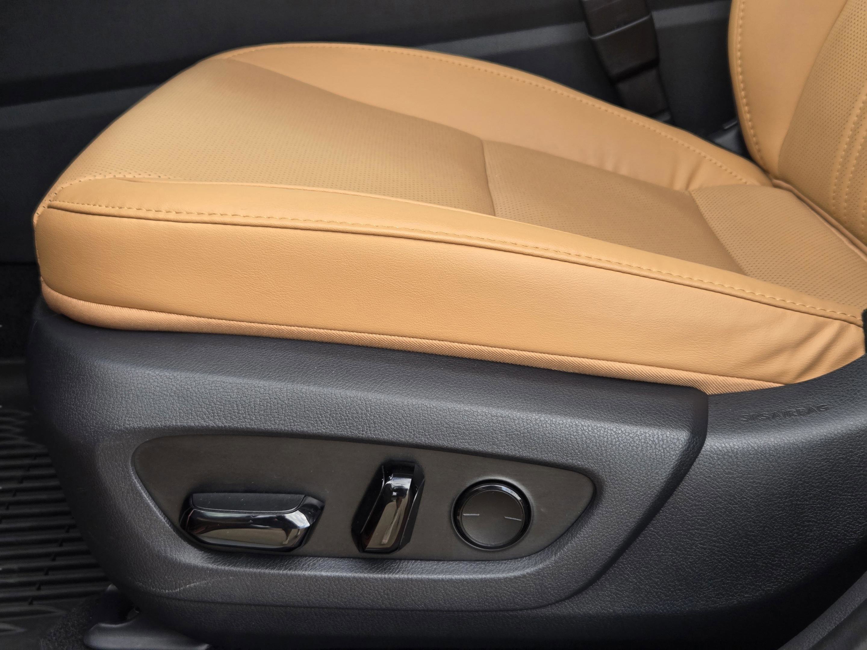 Used 2025 Lexus NX 350 Premium Package image 34