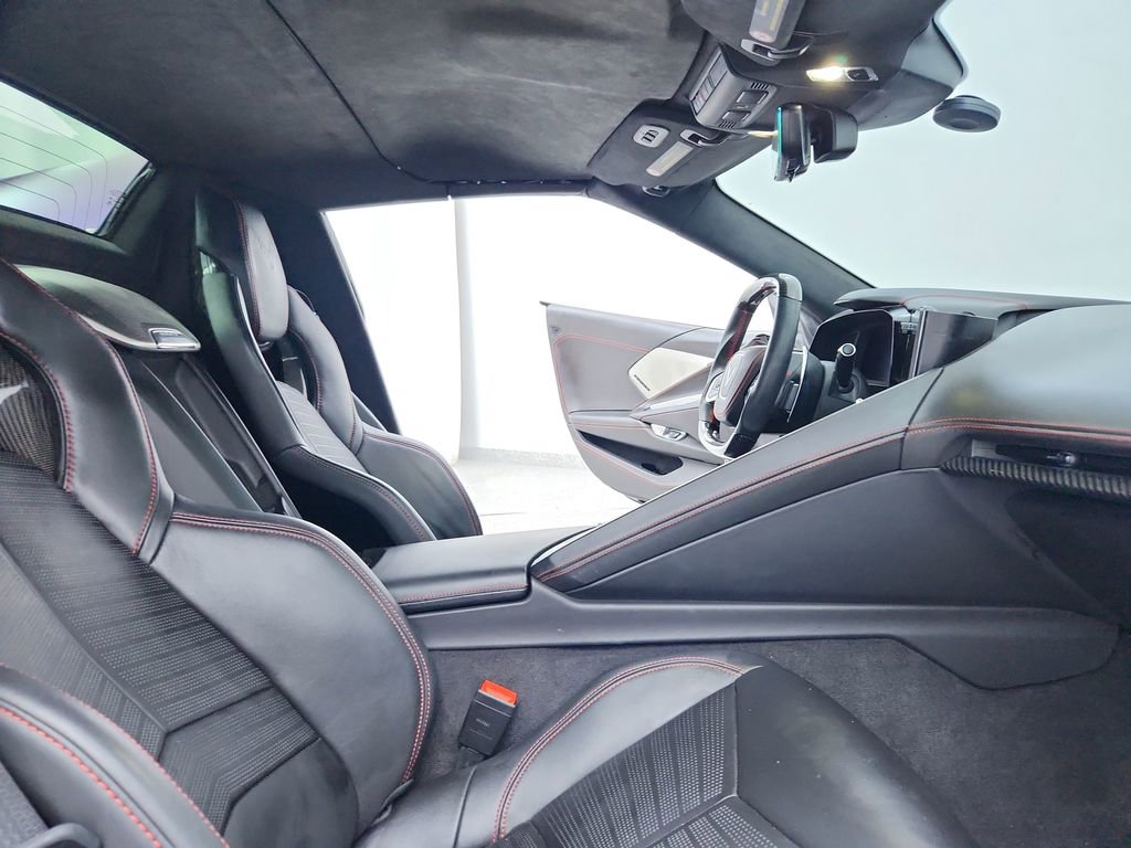 Used 2022 Chevrolet Corvette Stingray Premium Conv w/ Z51 Performance Package image 24