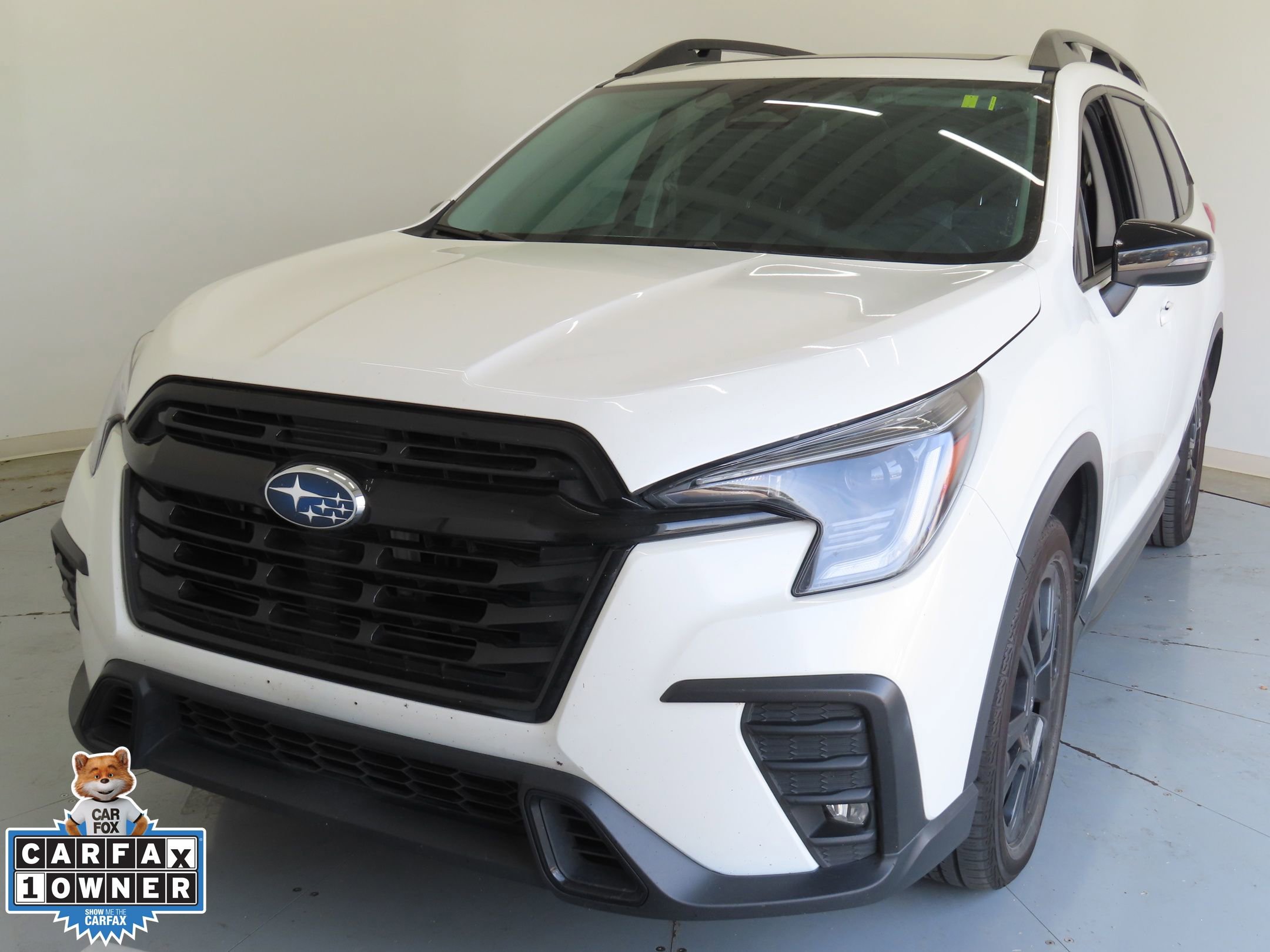 Used 2023 Subaru Ascent Onyx Edition AWD/4WD image 9