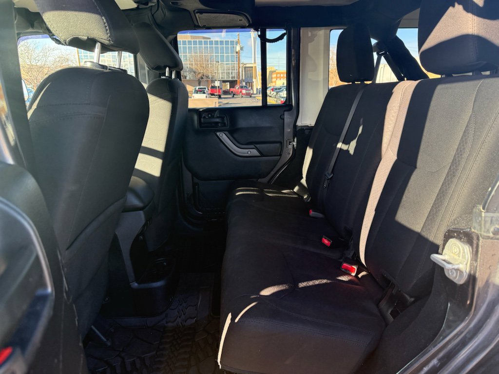 Used 2016 Jeep Wrangler Unlimited Sport AWD/4WD image 15