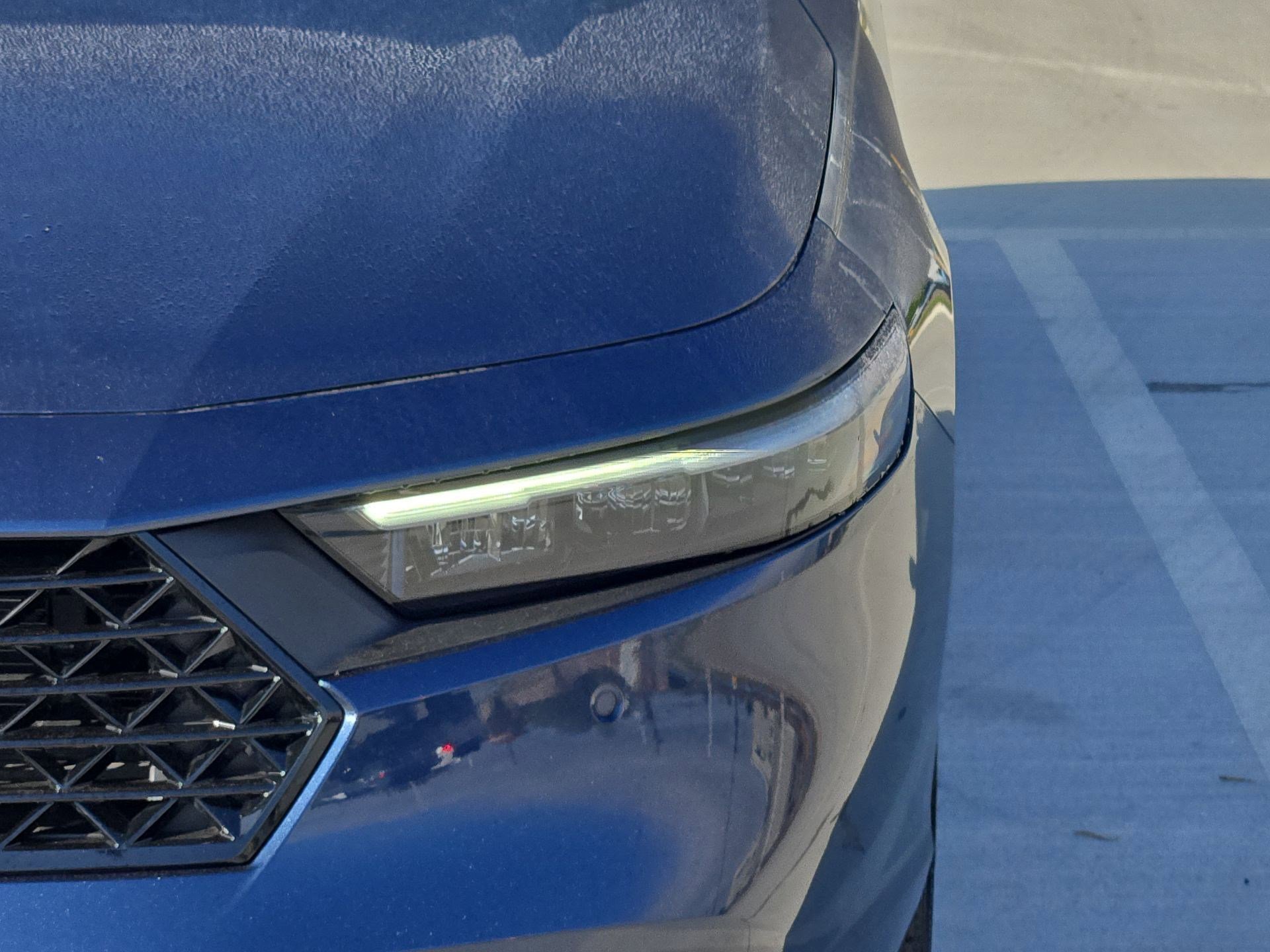 Used 2025 Honda Accord Touring image 10