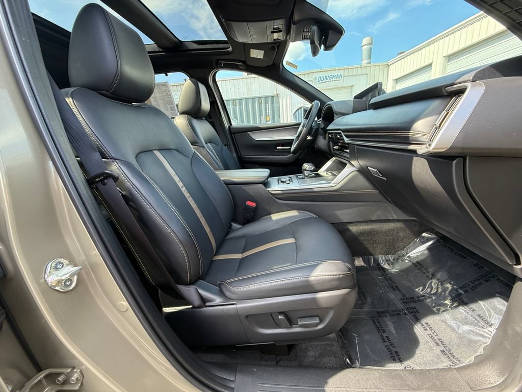 Used 2025 MAZDA CX-70 Plug-In Hybrid w/ Premium Plus AWD/4WD image 27