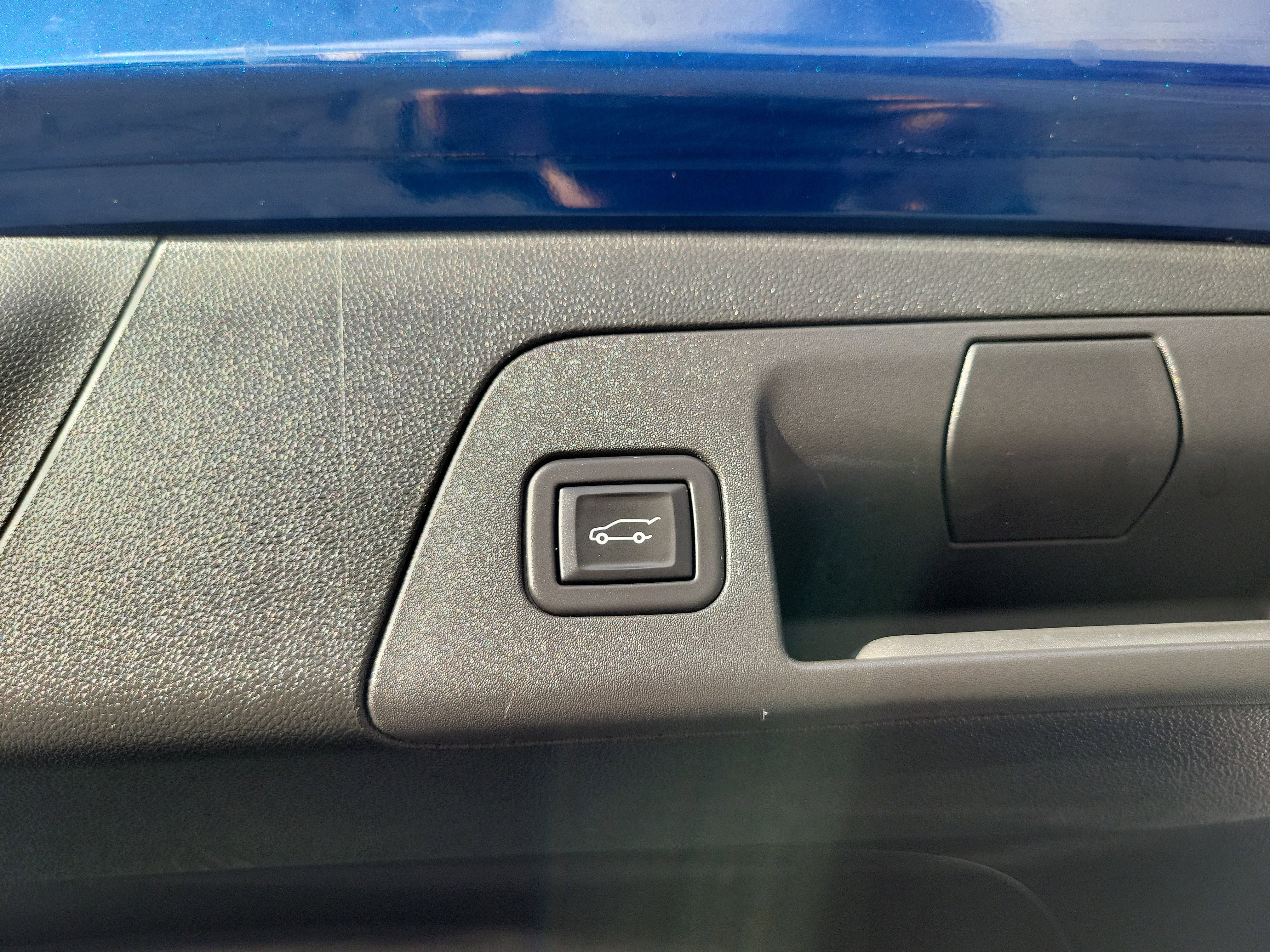 Used 2023 Buick Envision Essence image 17