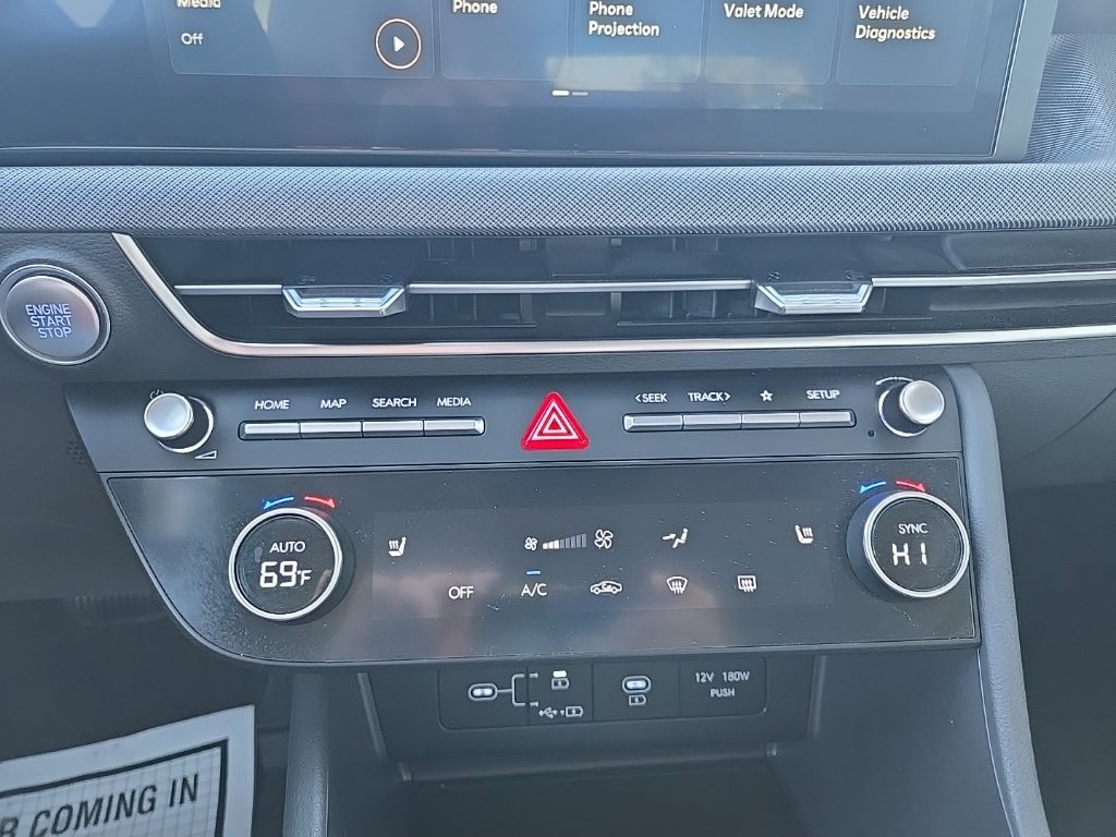 Used 2025 Hyundai Sonata SEL FWD image 25