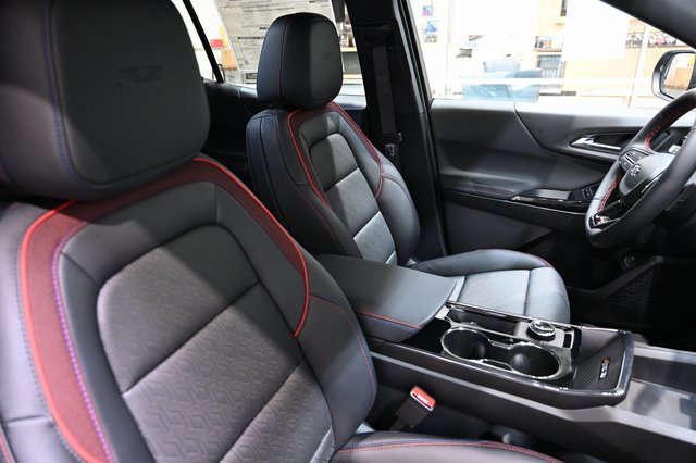 New 2026 Chevrolet Equinox RS image 8