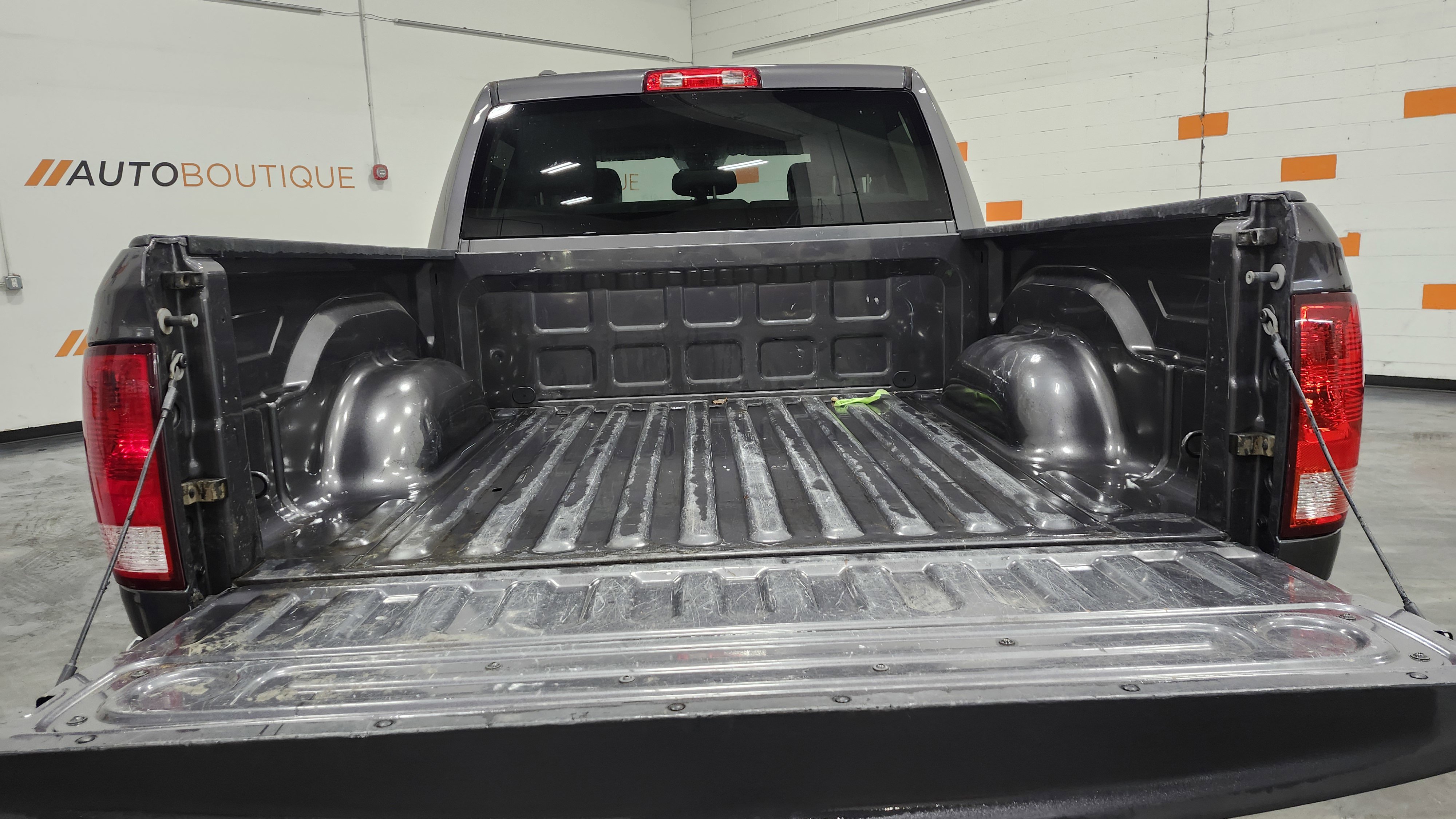 Used 2017 RAM 1500 Express w/ Express Value Package image 18