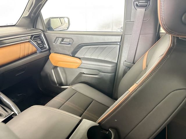 Used 2024 GMC Canyon AT4 w/ Canyon Safety Plus Package image 25