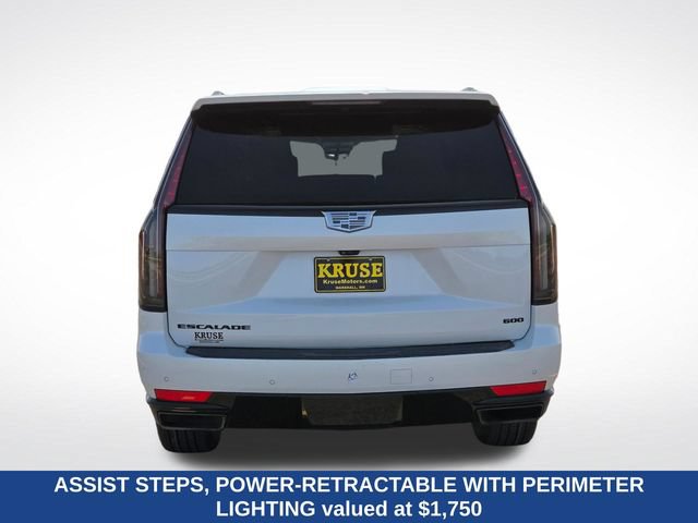 Used 2023 Cadillac Escalade ESV Sport Platinum w/ LPO, ONYX Package AWD/4WD image 5