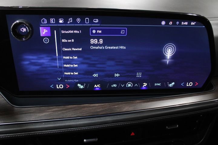 Certified 2025 Chevrolet Suburban Z71 image 48