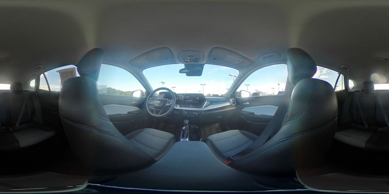 Used 2025 Chevrolet Trax LT image 42