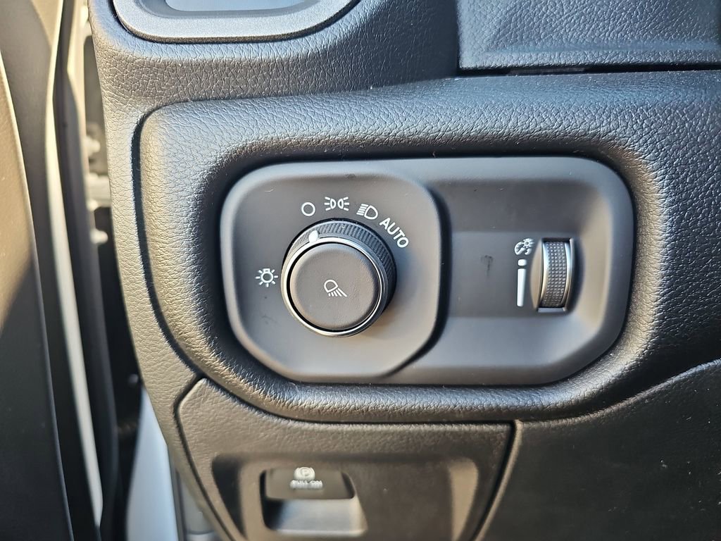 New 2026 RAM 1500 Tradesman image 25