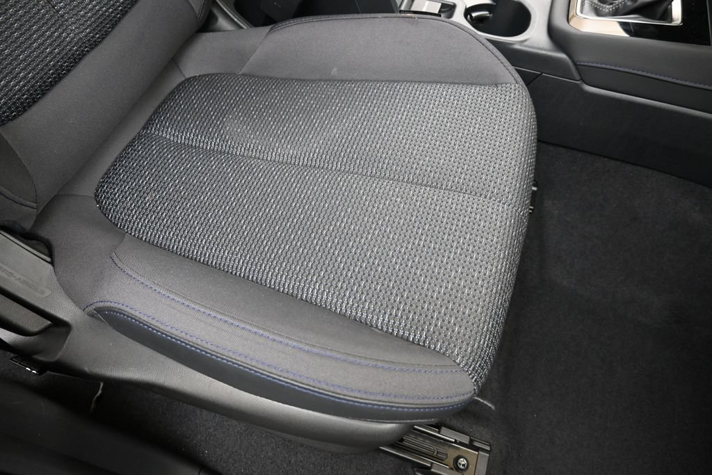 Certified 2025 Subaru Forester Premium AWD/4WD image 12