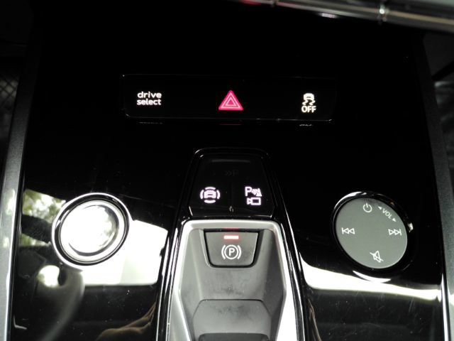Used 2022 Audi Q4 e-tron Prestige w/ S Line Plus Package AWD/4WD image 46