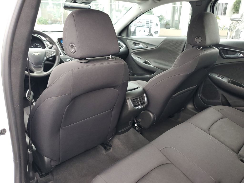 Used 2024 Chevrolet Malibu LT image 13