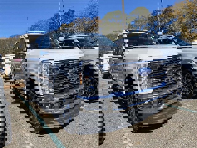 Used 2025 Ford F250 XLT image 36