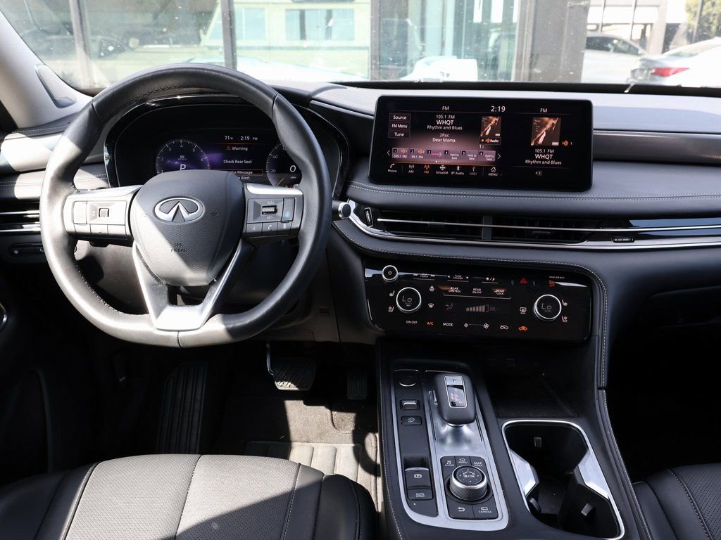 Certified 2025 INFINITI QX60 Luxe w/ Vision Package image 24