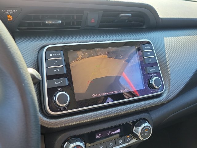 Used 2018 Nissan Kicks SV FWD image 29