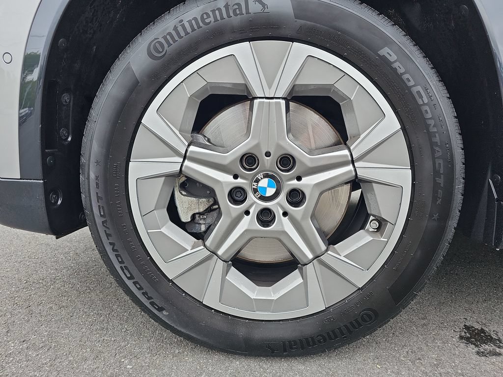 Certified 2026 BMW X1 xDrive28i w/ Technology Package AWD/4WD image 23