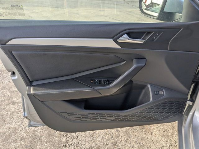 Used 2025 Volkswagen Jetta S FWD image 11