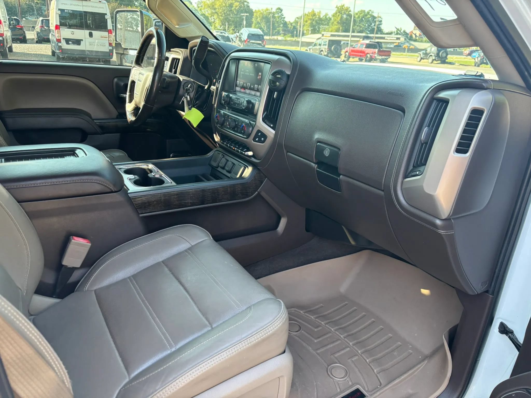 Used 2016 GMC Sierra 3500 Denali w/ Duramax Plus Package AWD/4WD image 17