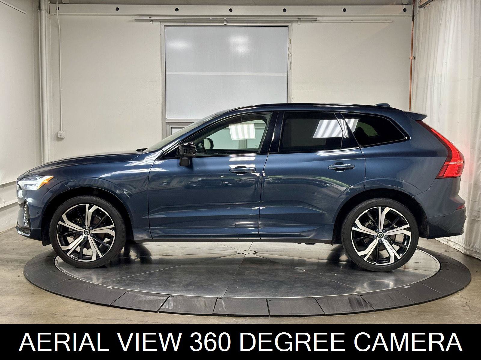 Used 2023 Volvo XC60 B5 Ultimate w/ Climate Package FWD image 6