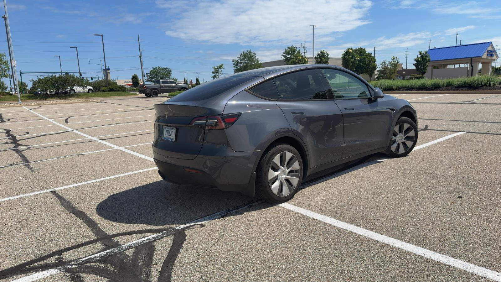 Used 2023 Tesla Model Y Long Range AWD/4WD image 6