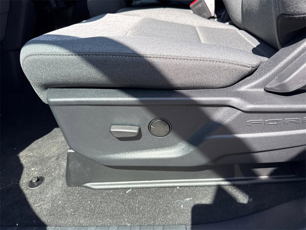 New 2025 Ford F350 XLT w/ Tremor Off-Road Package image 21