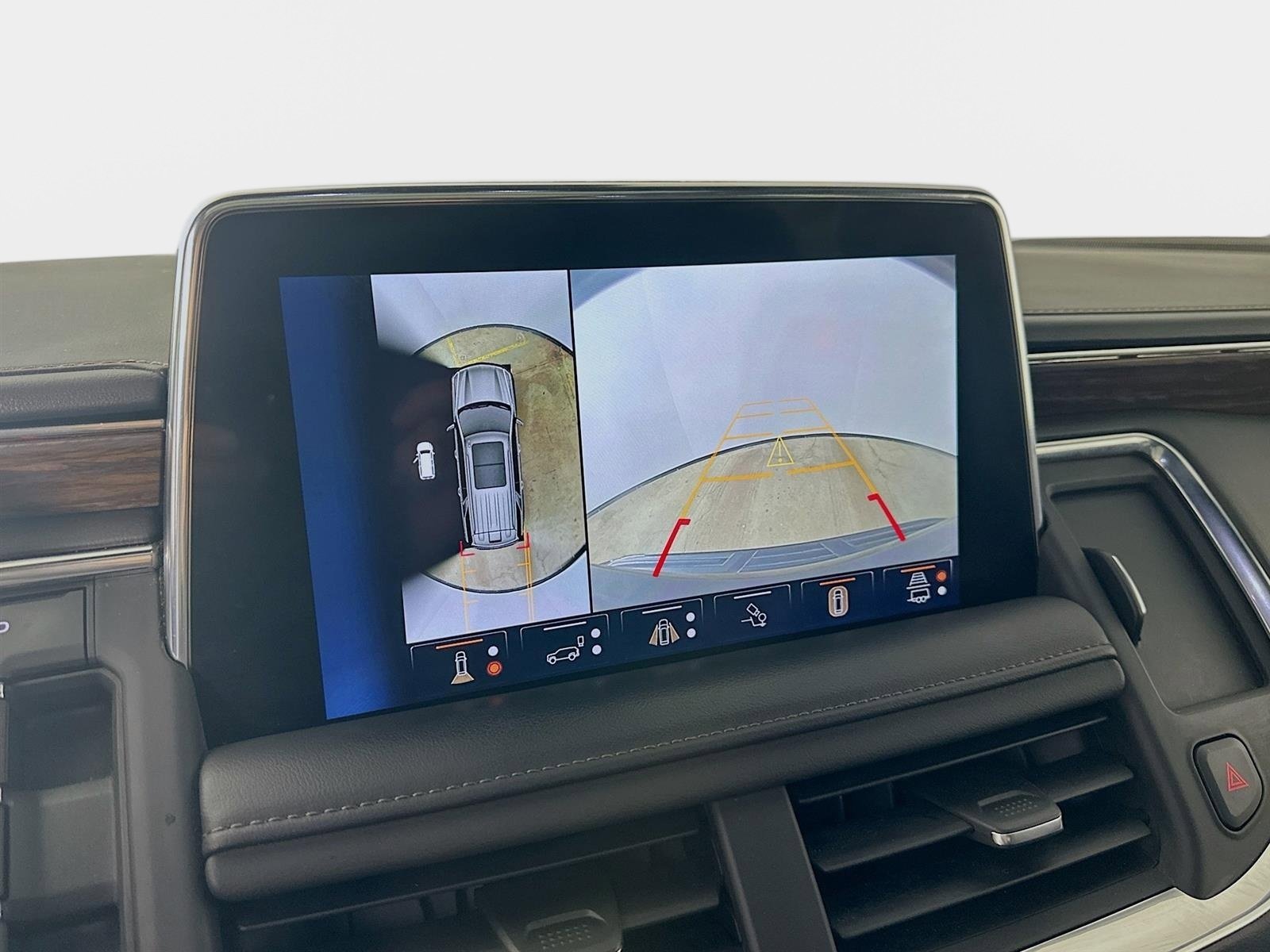 Used 2023 Chevrolet Tahoe High Country w/ Advanced Technology Package image 26