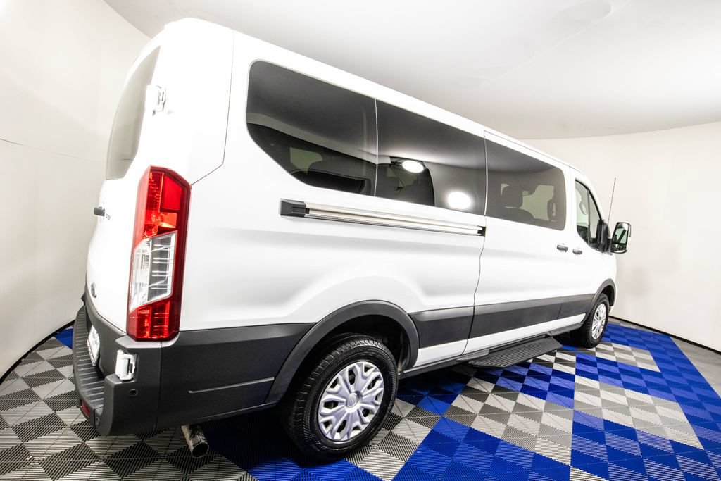 Used 2025 Ford Transit 350 XLT RWD image 4