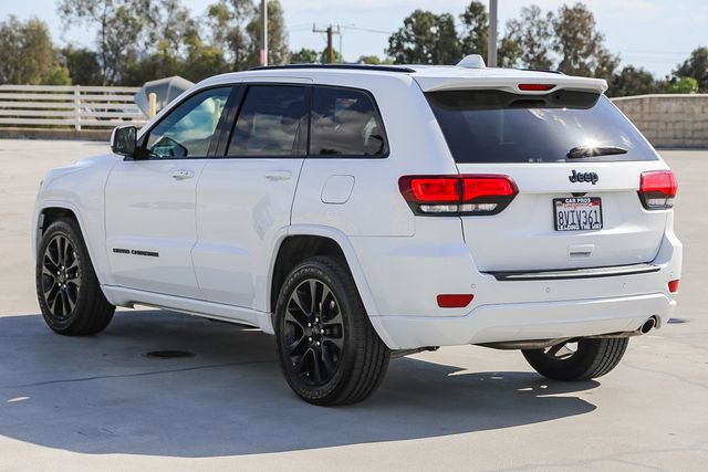 Used 2021 Jeep Grand Cherokee Laredo X RWD image 8