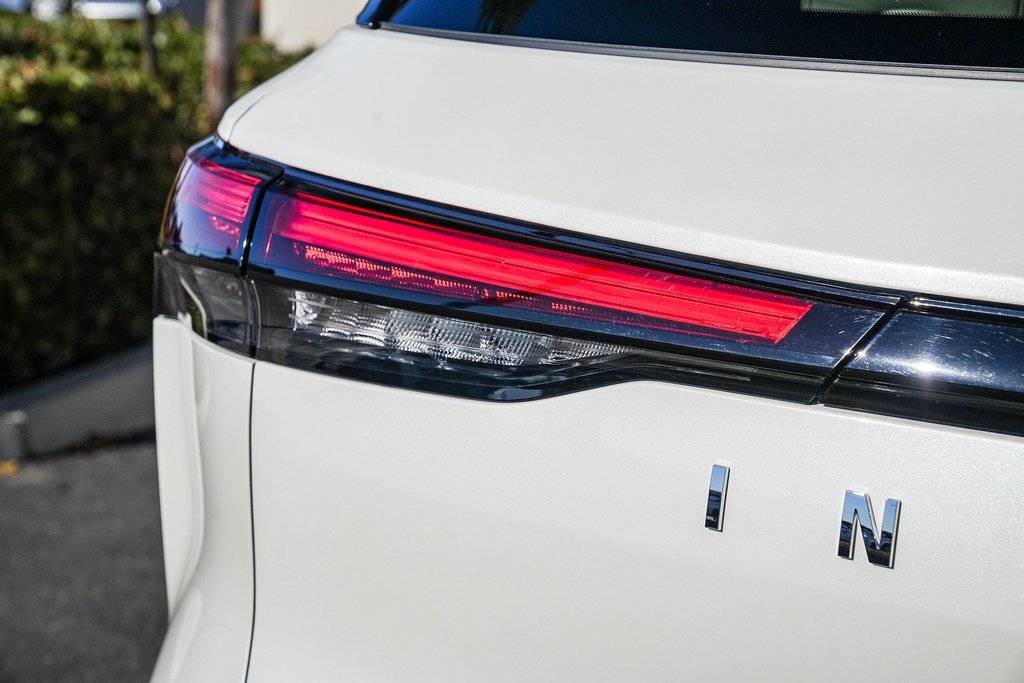 Certified 2025 INFINITI QX60 Luxe w/ Vision Package image 7