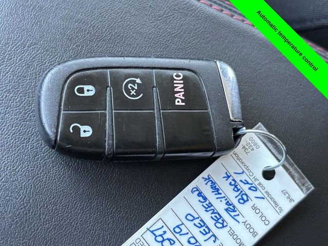 Used 2019 Jeep Renegade Trailhawk w/ Cold Weather Group II AWD/4WD image 23