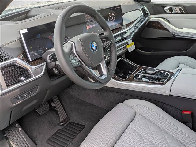 New 2026 BMW X5 xDrive50e AWD/4WD image 3