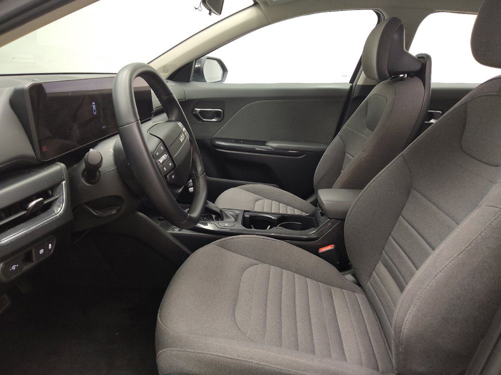 Used 2025 Kia K4 EX FWD image 17