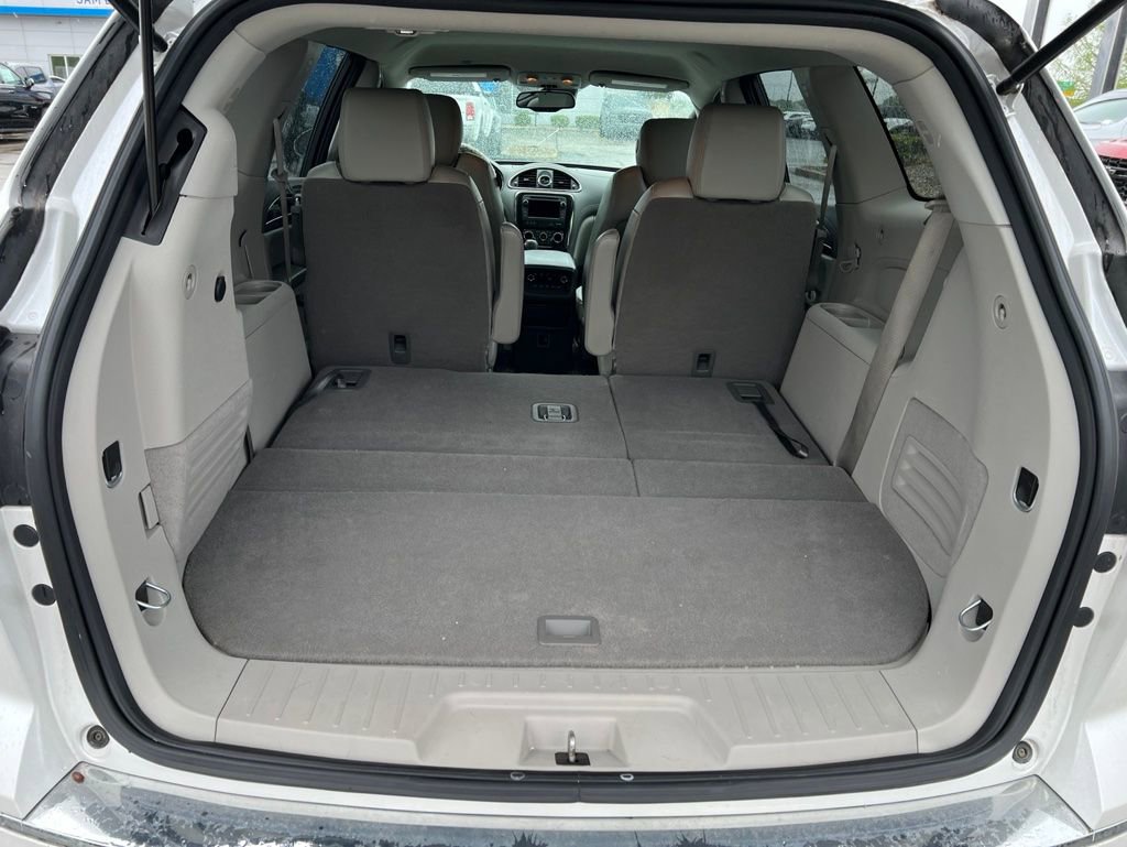 Used 2017 Buick Enclave Leather w/ Enclave Sport Touring Edition FWD image 5